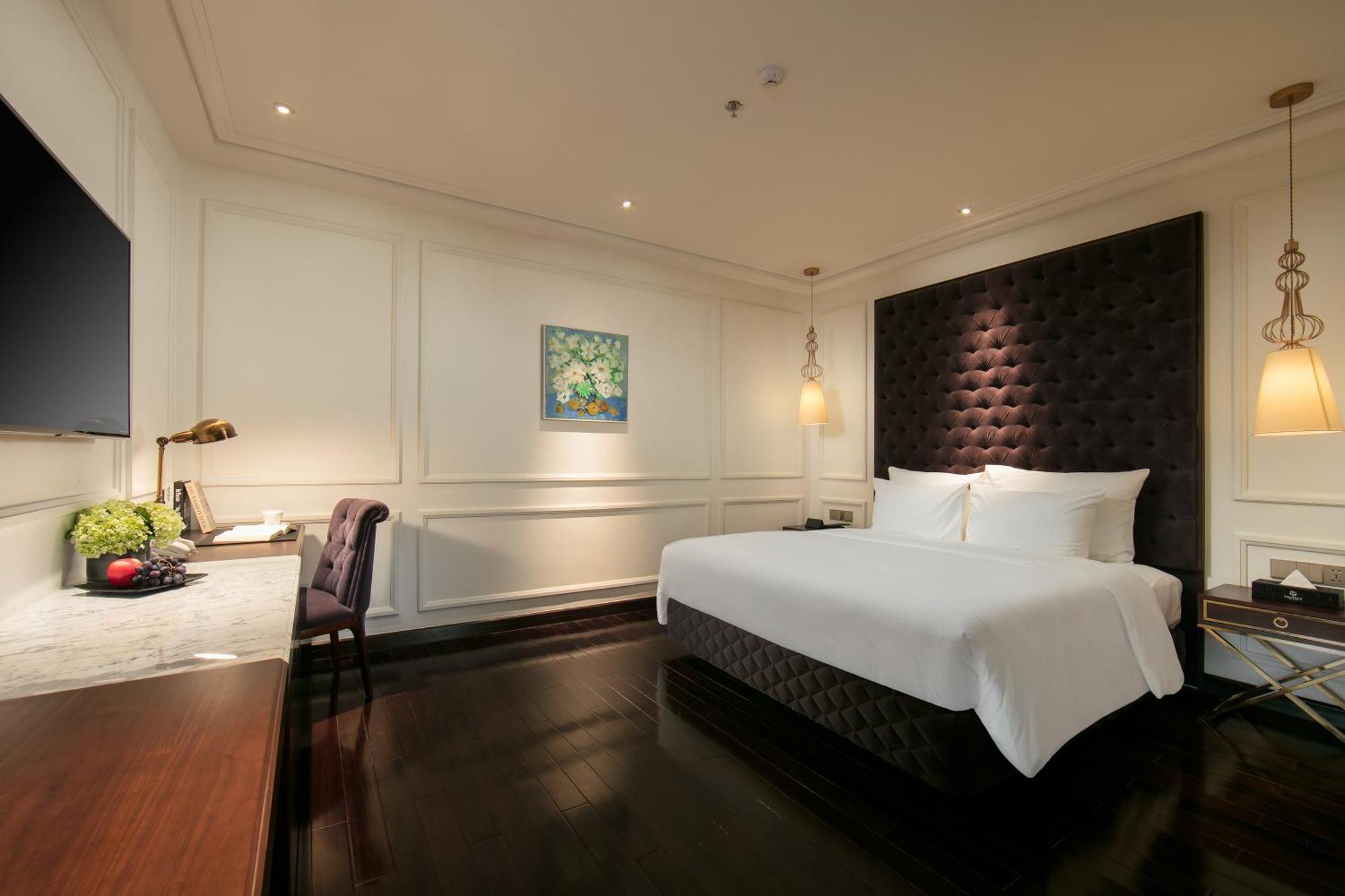 Grand Deluxe Room