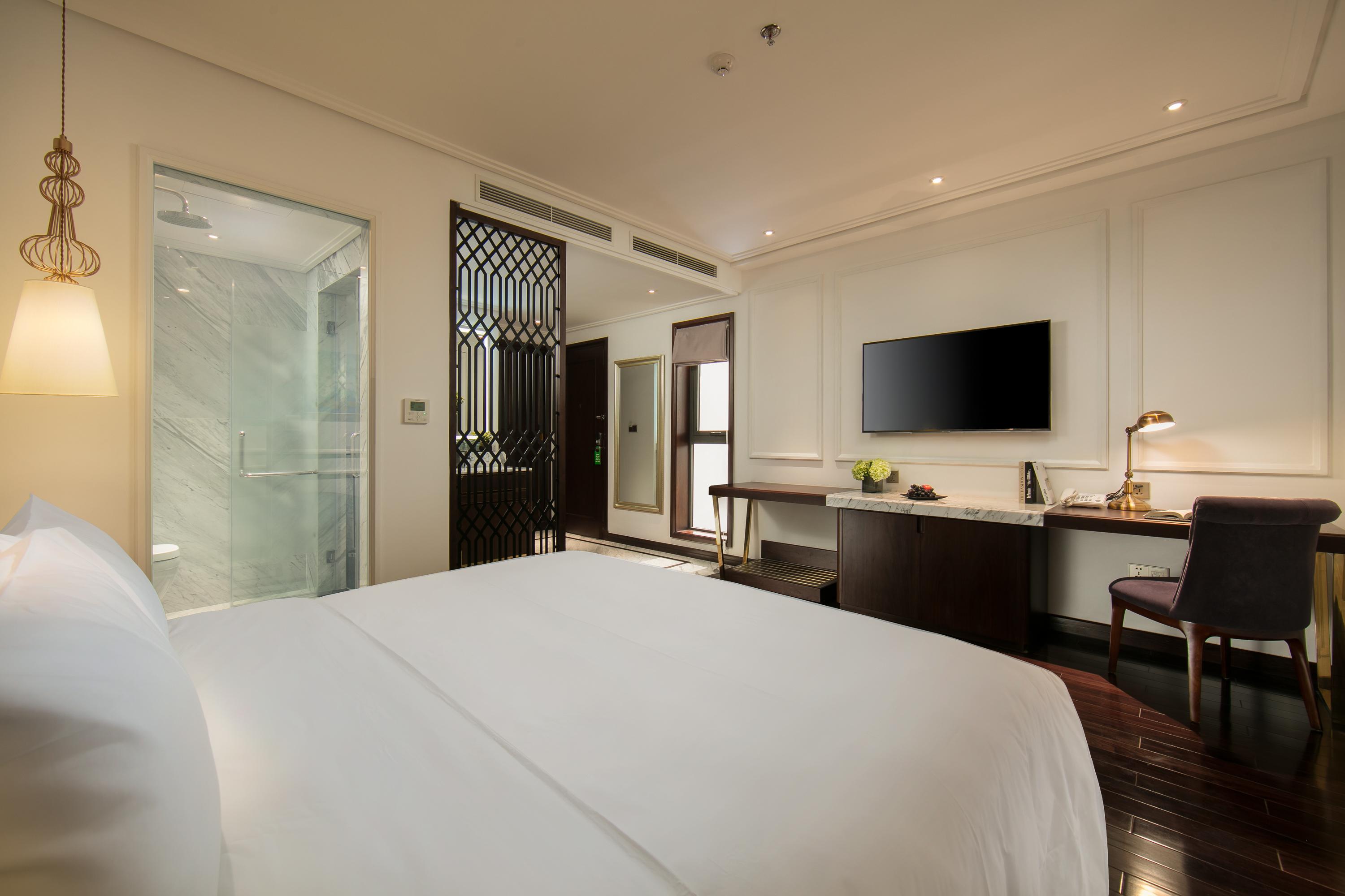 Grand Deluxe Room
