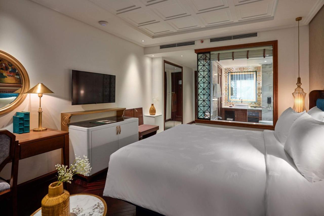 Premier Deluxe Room
