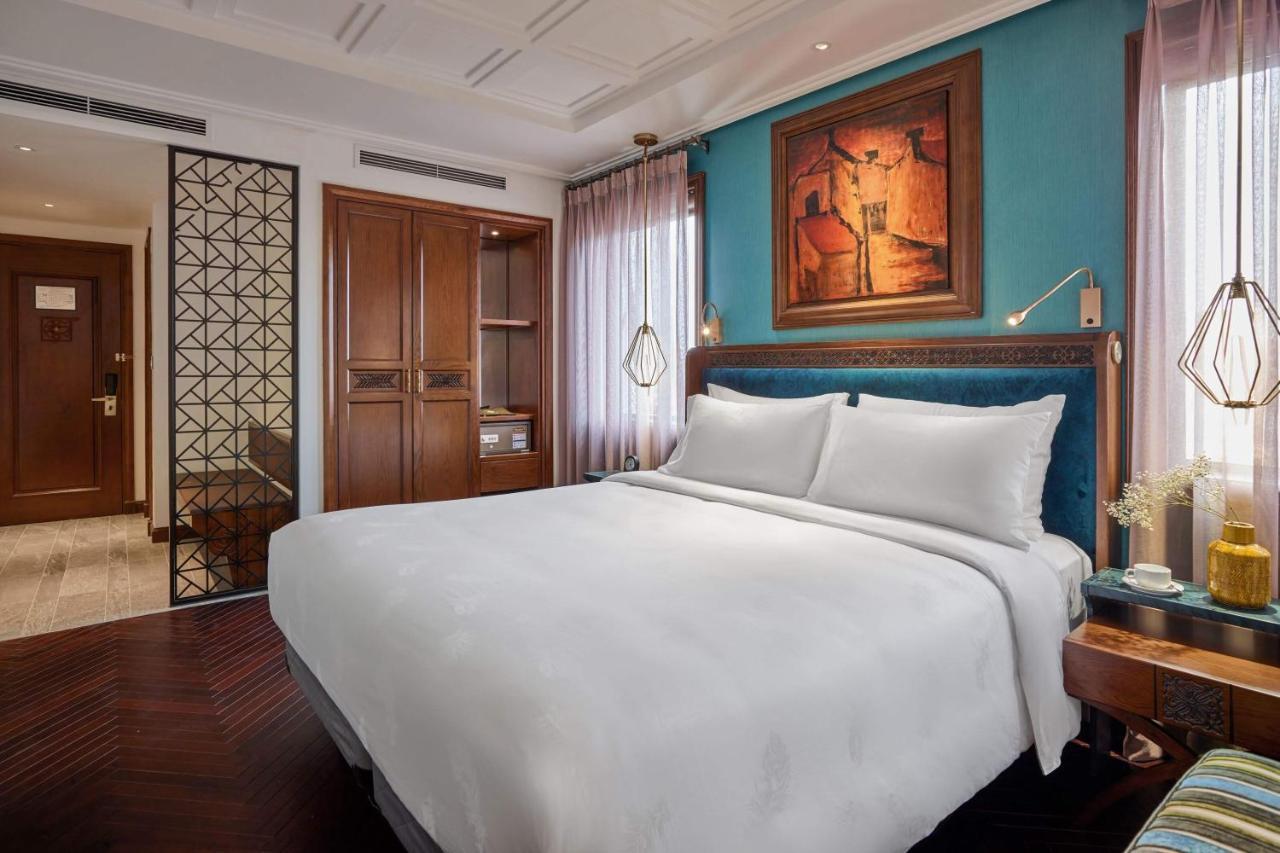 Premier Deluxe Room