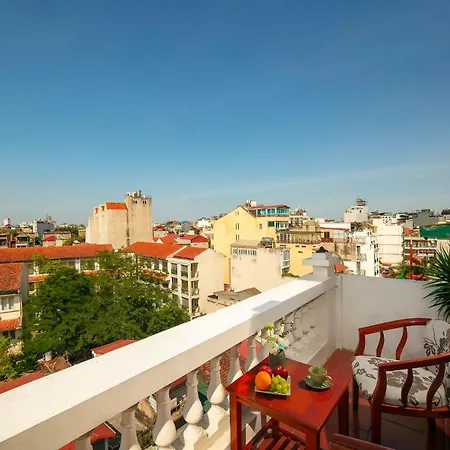 Delica Premium Hotel-3