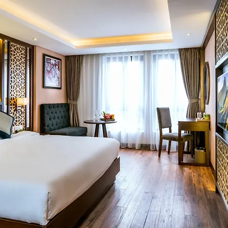 Conifer Grand Hotel-2